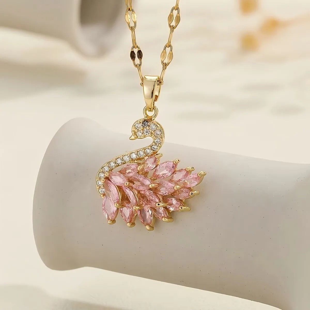 Swan Pendant Necklace for Women – Romantic Zircon Jewelry