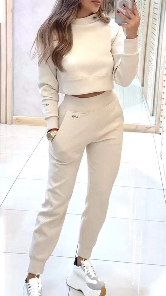 Versatile and Stylish: The Stand Collar Sports Suit for Modern Women